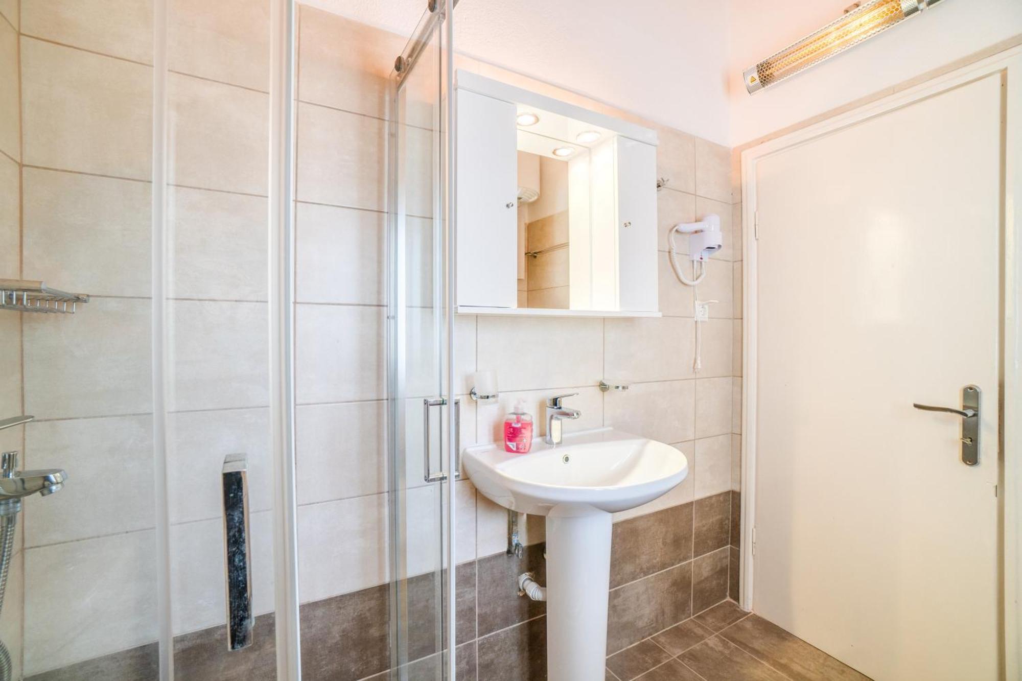 Captain Spiros Picola Appartement